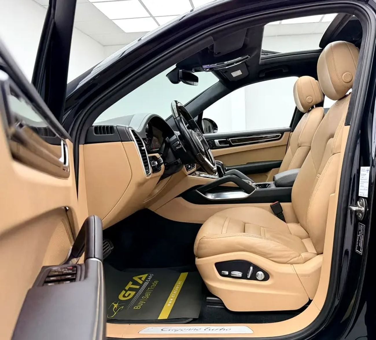 Porsche Cayenne Turbo, Full Service History, Fully Loaded, Excellent Condition, GCC