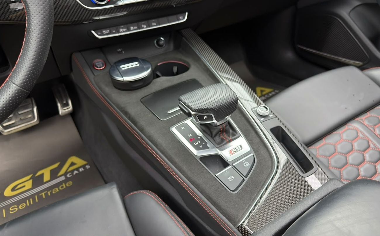 Audi RS5 STANDARD