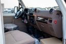 Toyota Land Cruiser Pick Up LC 79 SINGLE CABIN 2.8 DIESEL AUTOMATIC 2.8L, 4-cylinder, DOHC, Turbo Diesel . 3 seats . 2 Doors