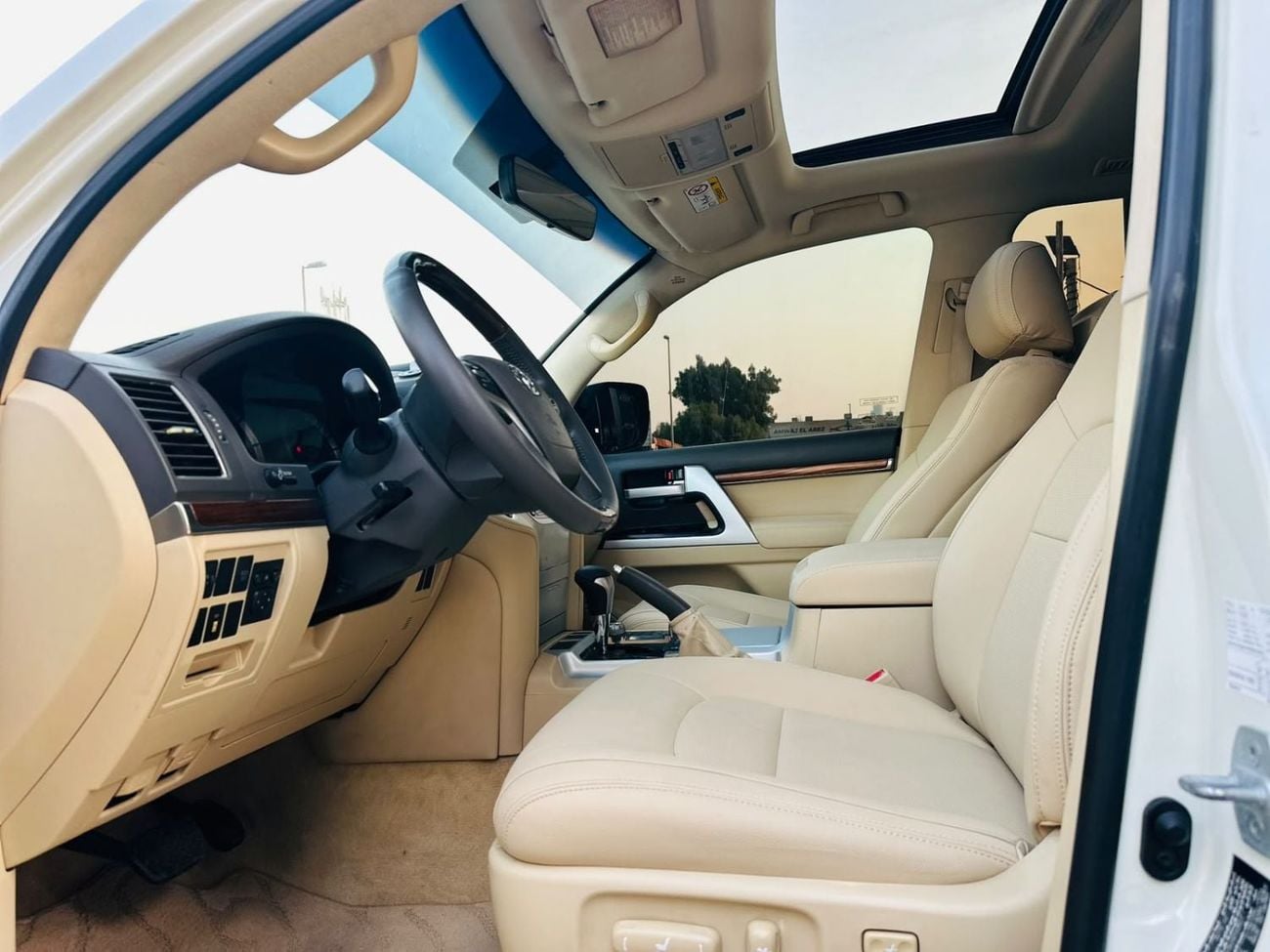 Toyota Land Cruiser VXR