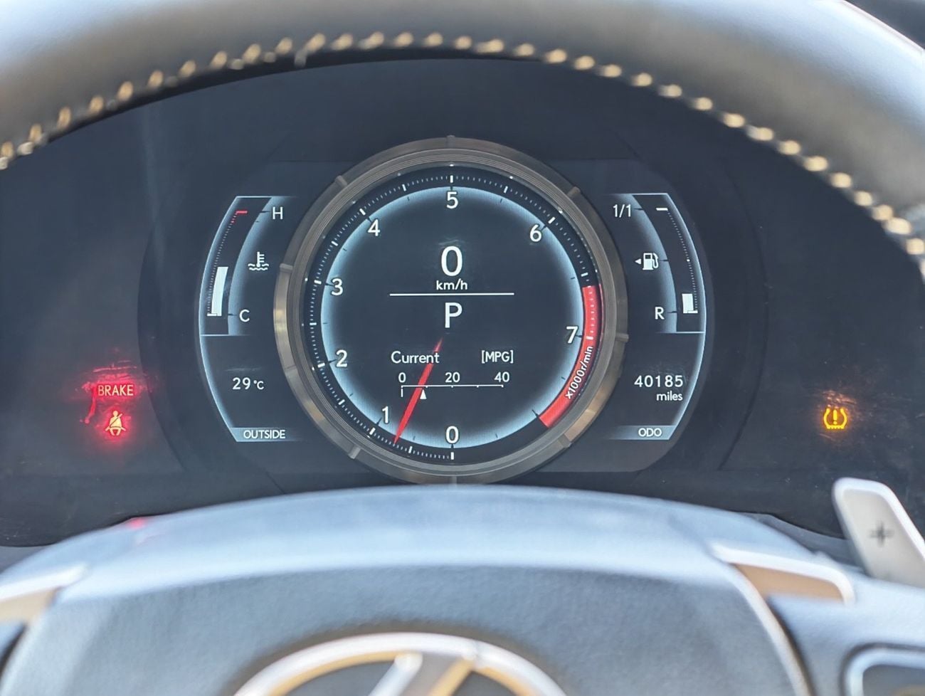 Lexus RC350 F sport 3.5L V6 / ELECTRONIC CLUSTER / COOLING AND HEATING SEATS / MOUSE / BIG SCREEN