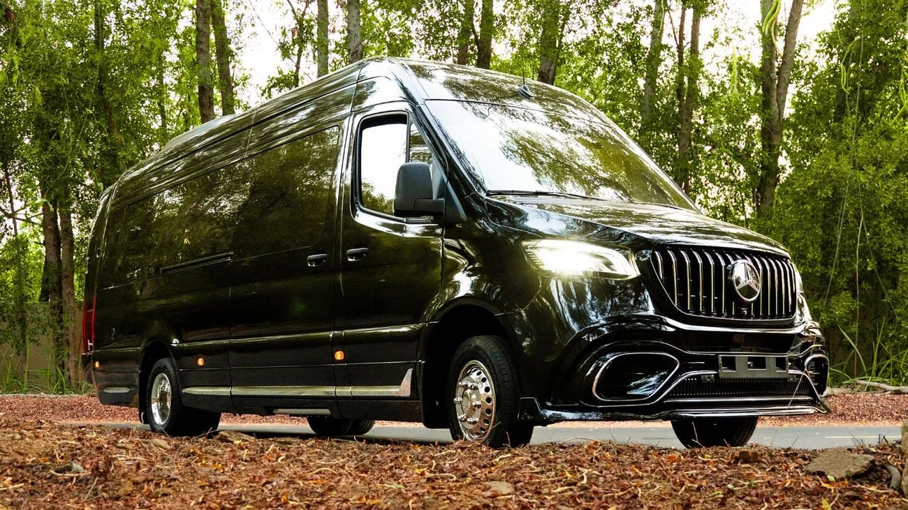 مرسيدس بنز سبرينتر Barugzai VIP Sprinter Luxury VIP Sprinter with Private Washroom