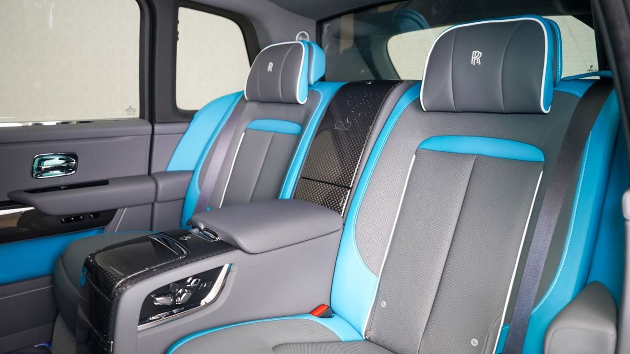 Rolls Royce Cullinan BLACK BADGE