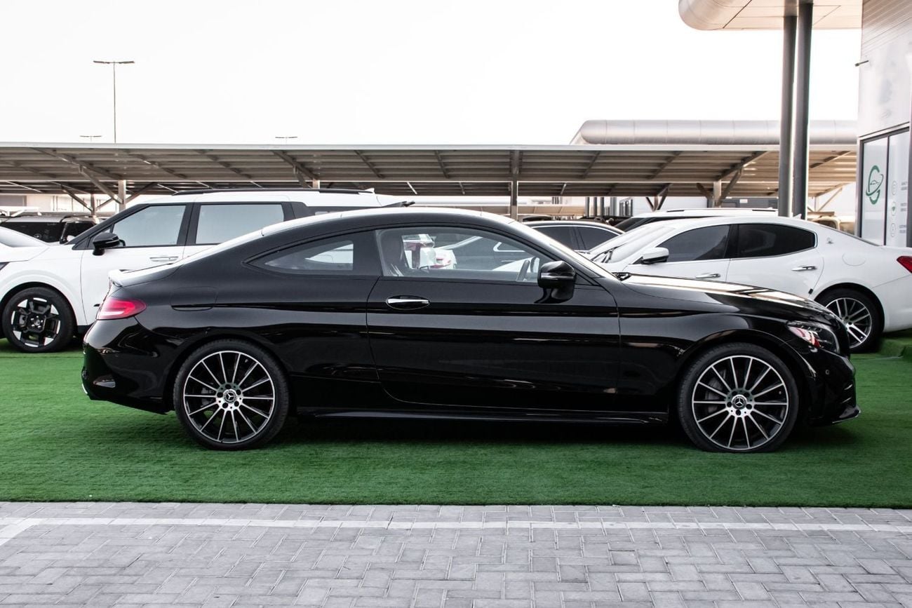 Mercedes Benz C300 STANDARD