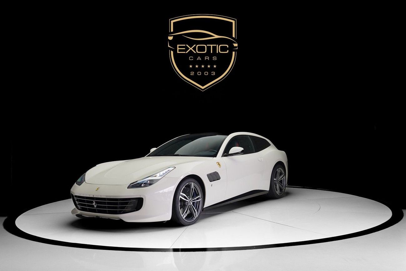 فيراري جي تي سي 4 لوسو LUSSO