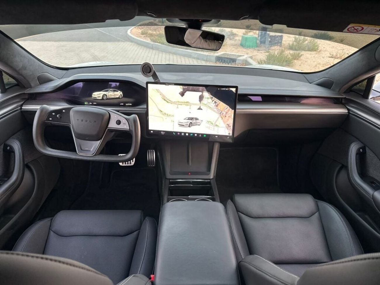 Tesla Model S PLAID