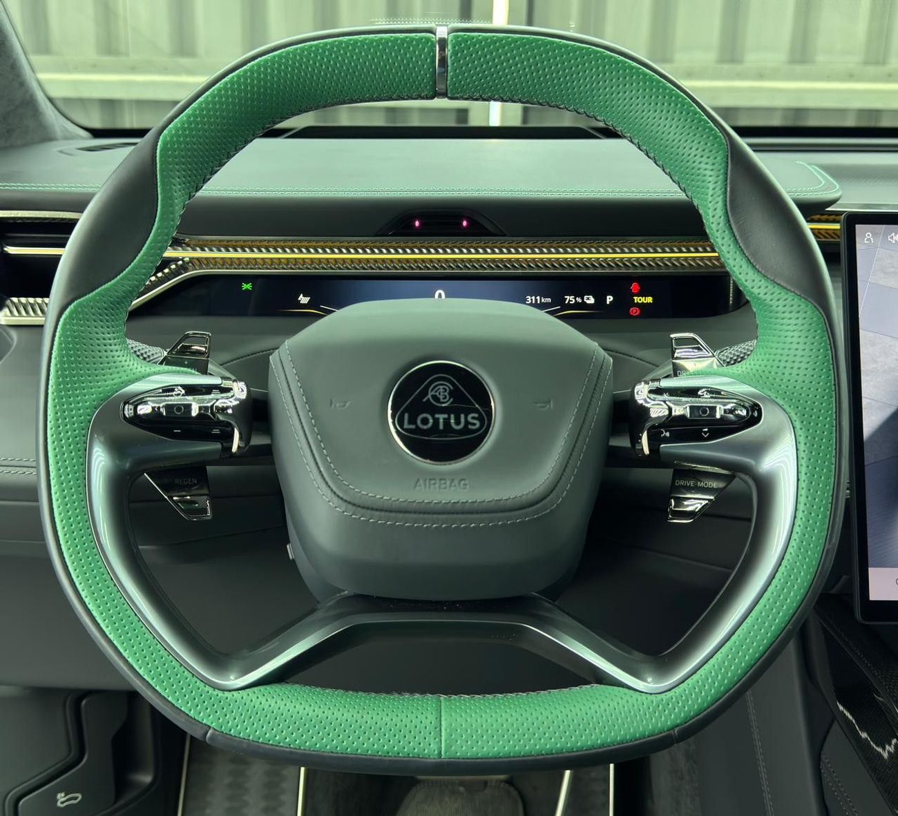 Lotus Eletre STANDARD