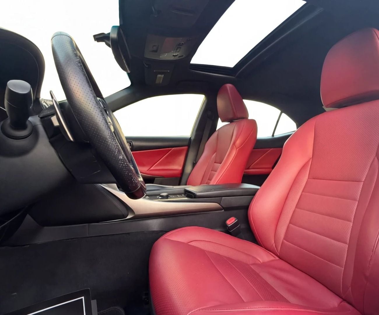 Lexus IS200t 2.0