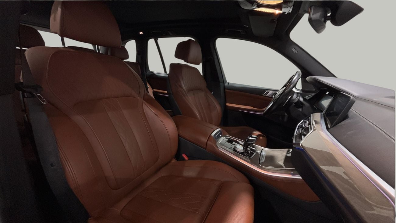 بي أم دبليو X5 XDRIVE40i M SPORT كارس24 هي سوق ضخم للسيارات المستعملة موثوق ومضمون ٪كارس24 هي سوق ضخم للسيارات المستعملة موثوق ومضمون