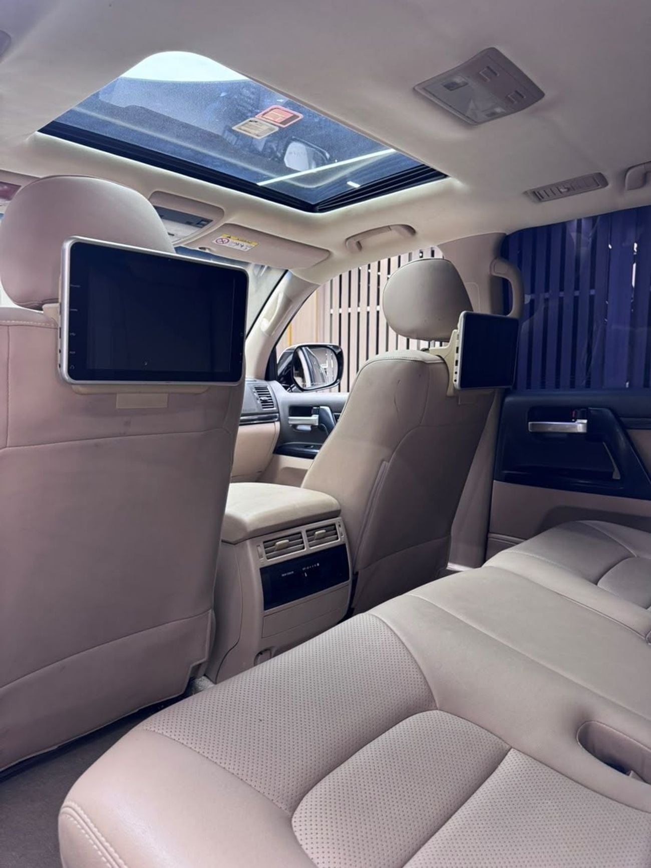 Toyota Land Cruiser GXR