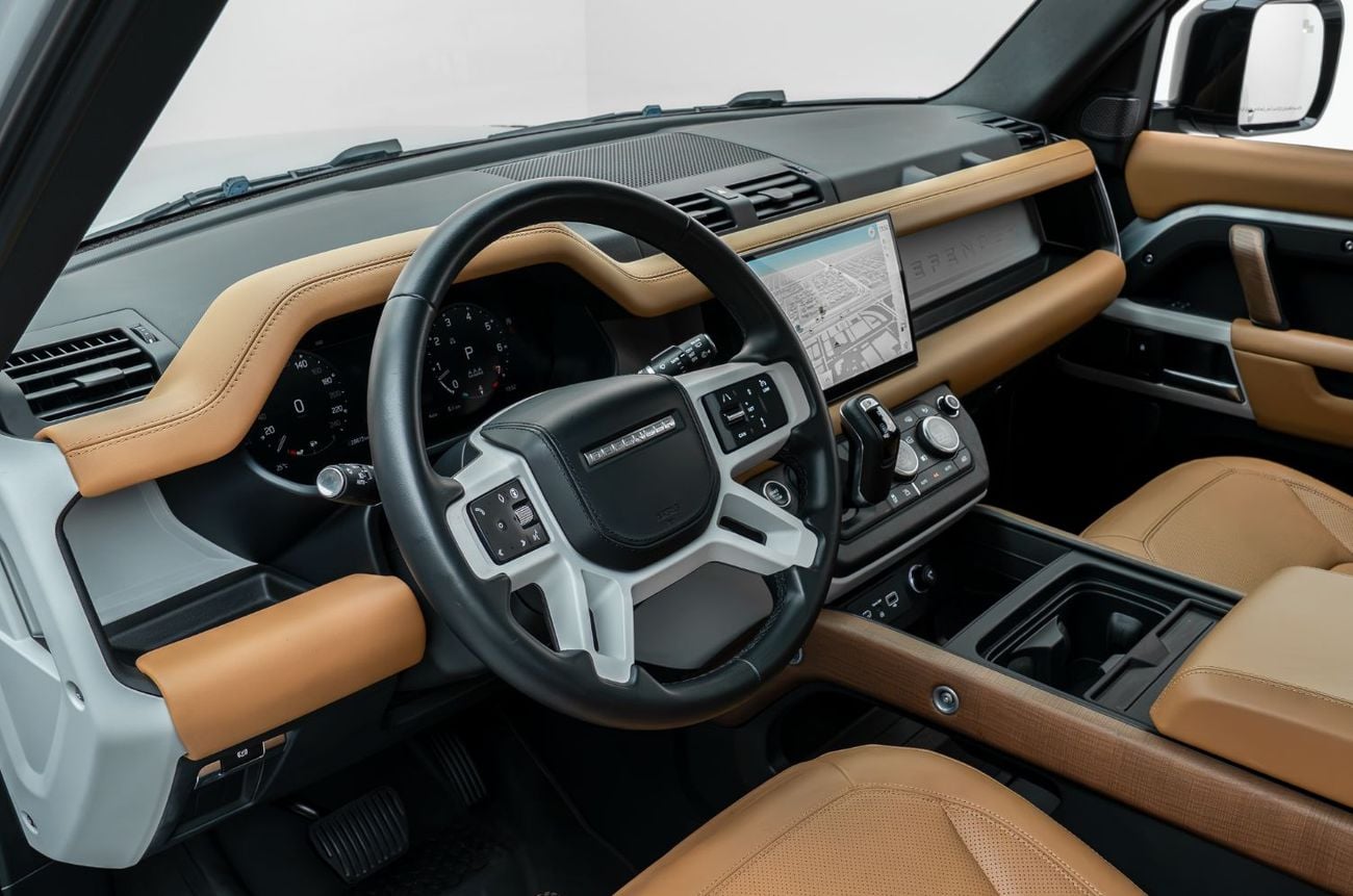 لاند روفر ديفندر 110 HSE P400