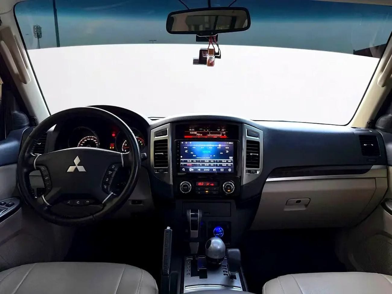 ميتسوبيشي باجيرو 7-SEATER | GLS | 3.8L V6 4WD | | GCC SPECS