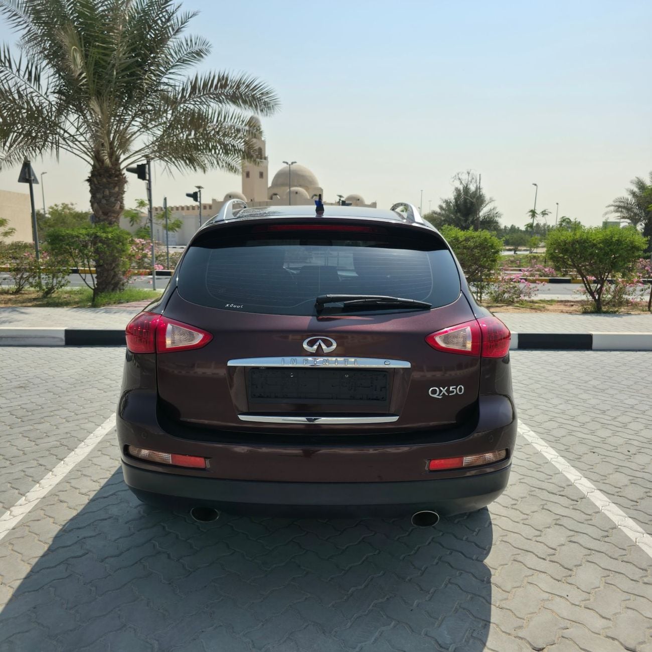 إنفينيتي QX50 بريميوم