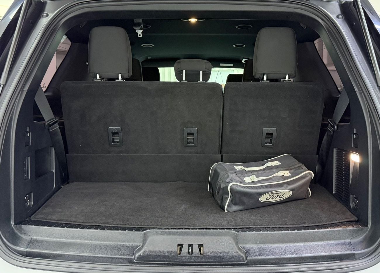 Ford Expedition XLT GCC .. FSH .. Perfect Condition .. V6 ..