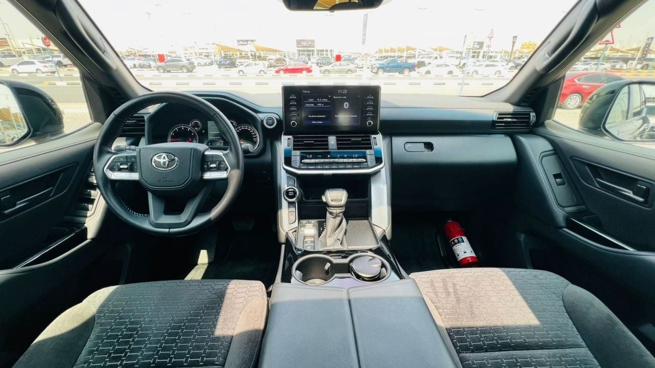 Toyota Land Cruiser GXR 2024.ENGINE 4.0L/V6