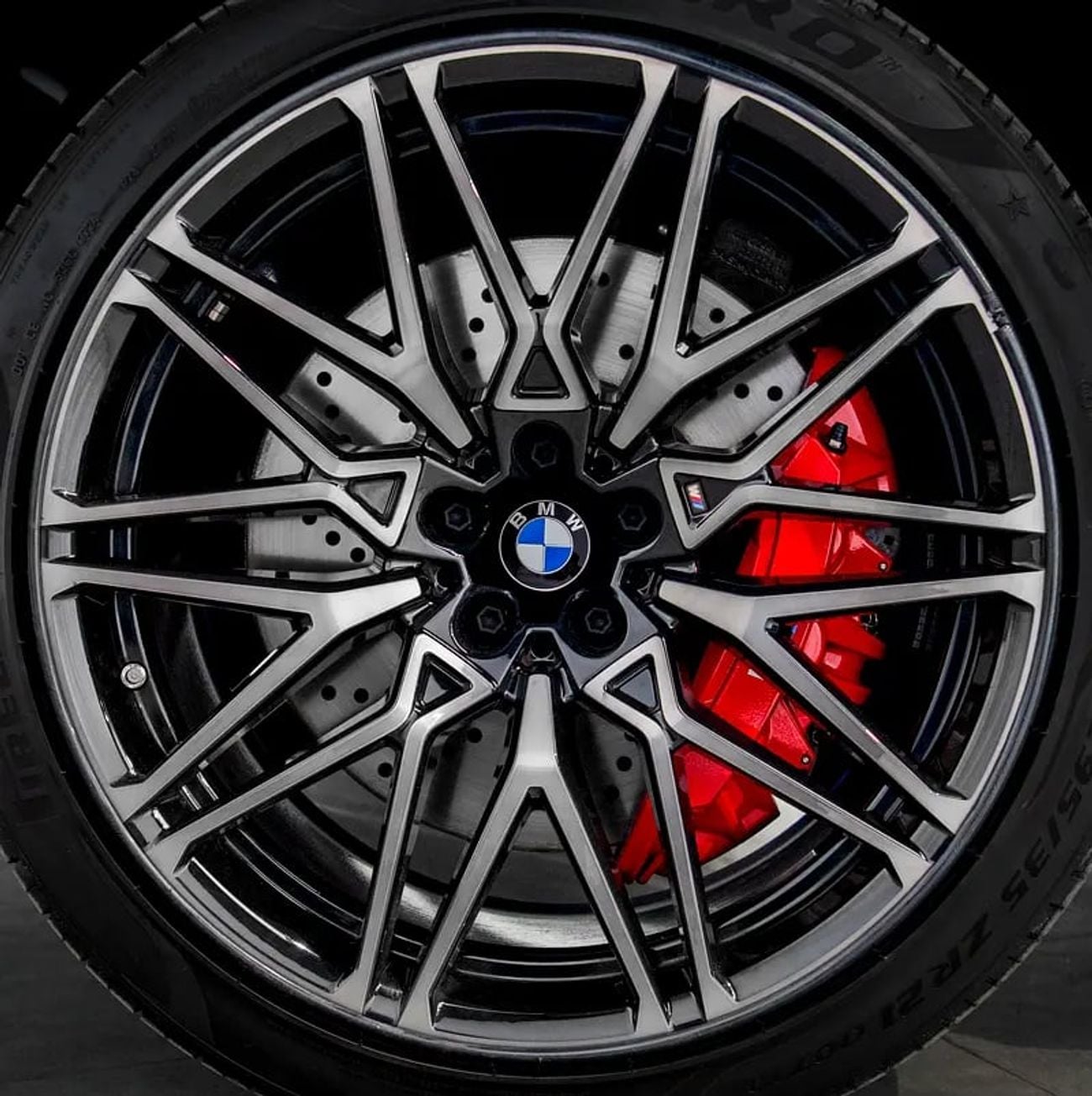 بي أم دبليو X6 M COMPETITION Delivery KM Like • Service Contract + Warranty until • GCC