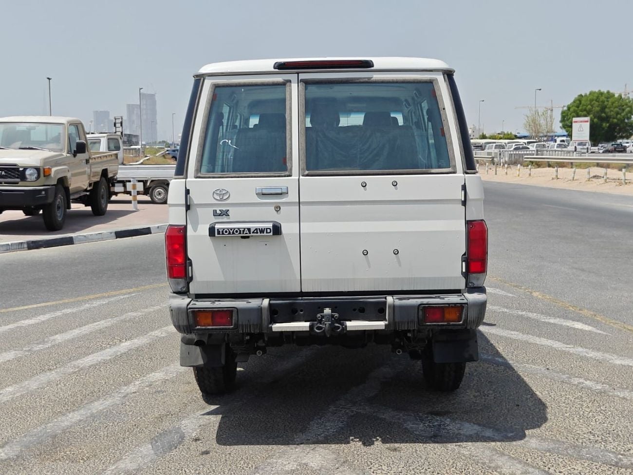 Toyota Land Cruiser 70 LC76 LX LC78 2.8L 5DOOR Hardtop diesel manual