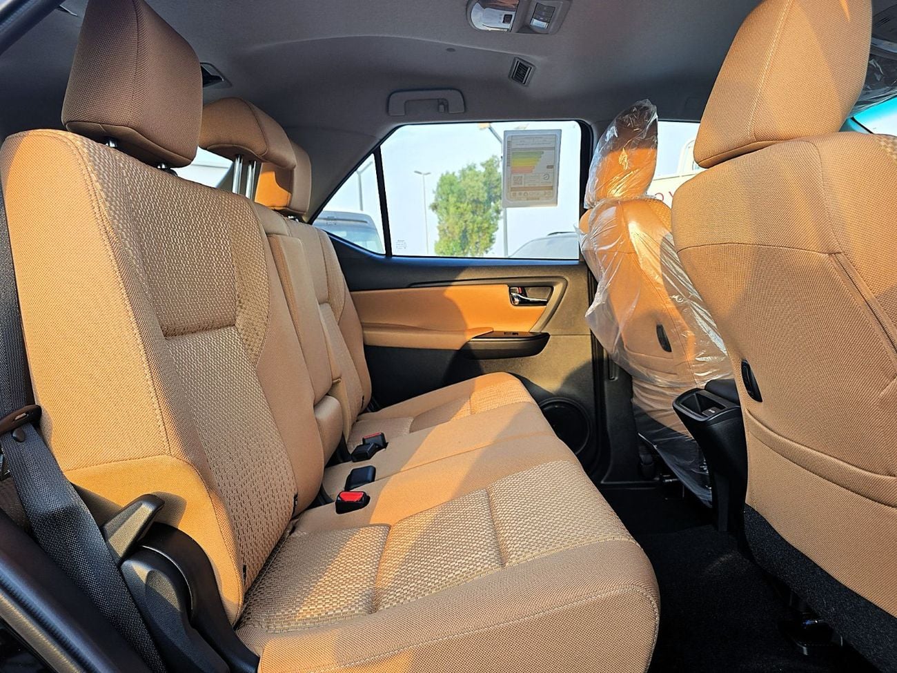 Toyota Fortuner Fortuner SR5 2.7L A/T 4WD SUV 7Seats GCC Black Color 2026 Toyota Fortuner SR5 2.7l A/T 4WD GCC Black Color 2026 Model