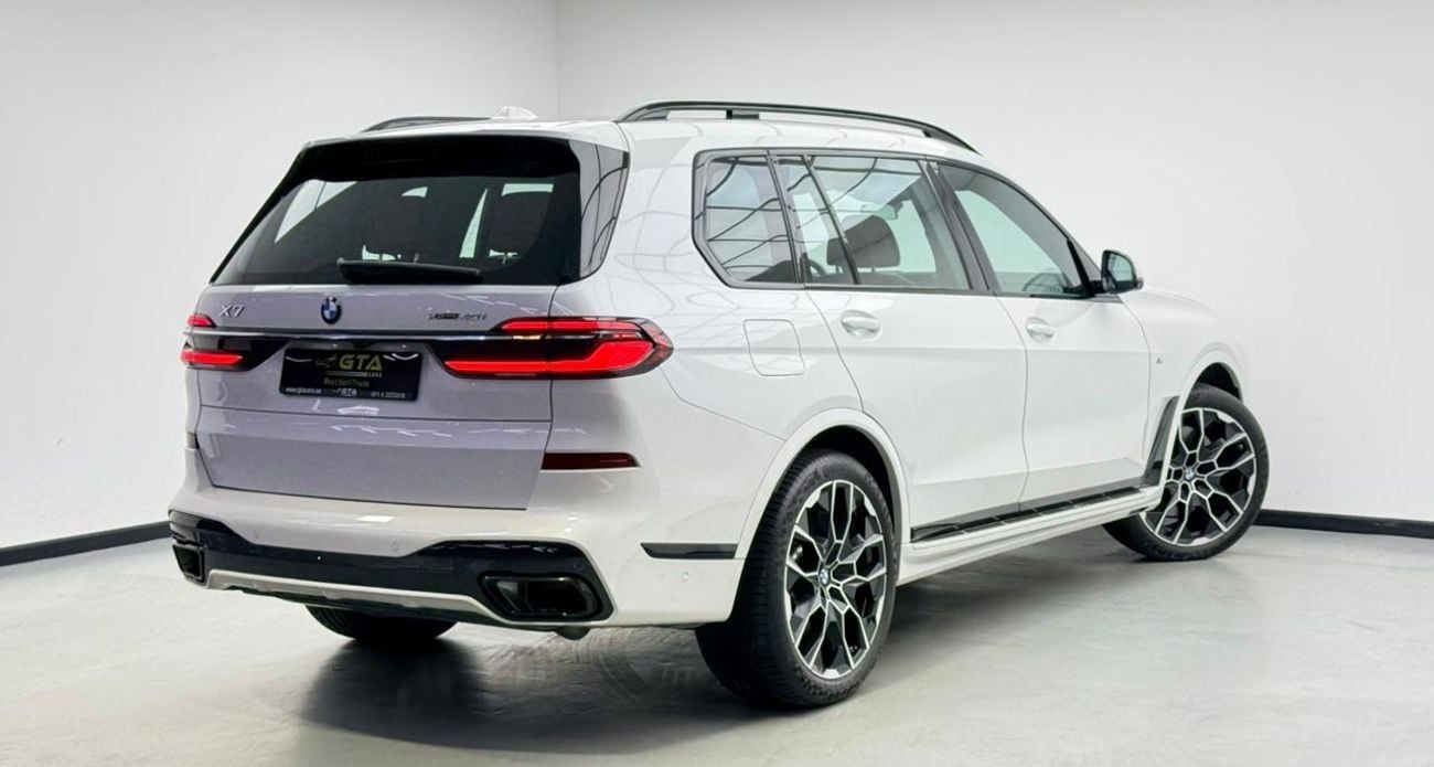 BMW X7 40i LUXURY 2023 BMW X7 xDrive40i, 2028 BMW Warranty + Service Pack, Full BMW Service History, GCC