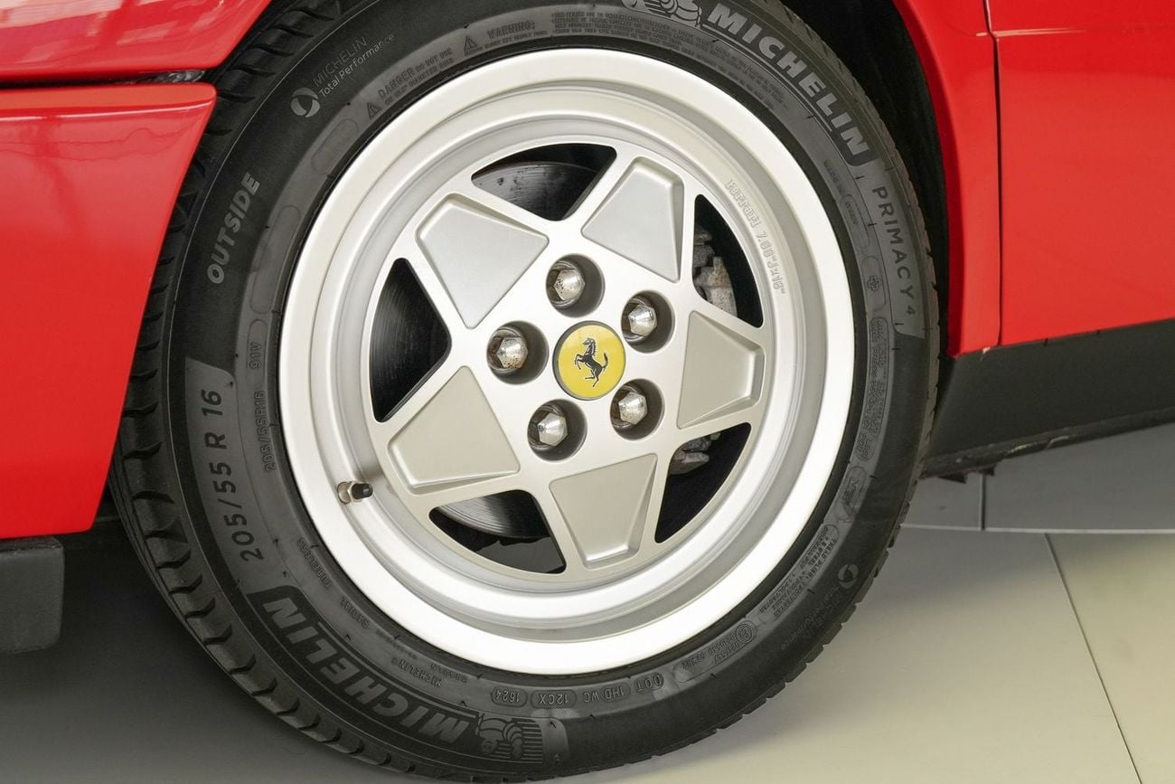 Ferrari Mondial T