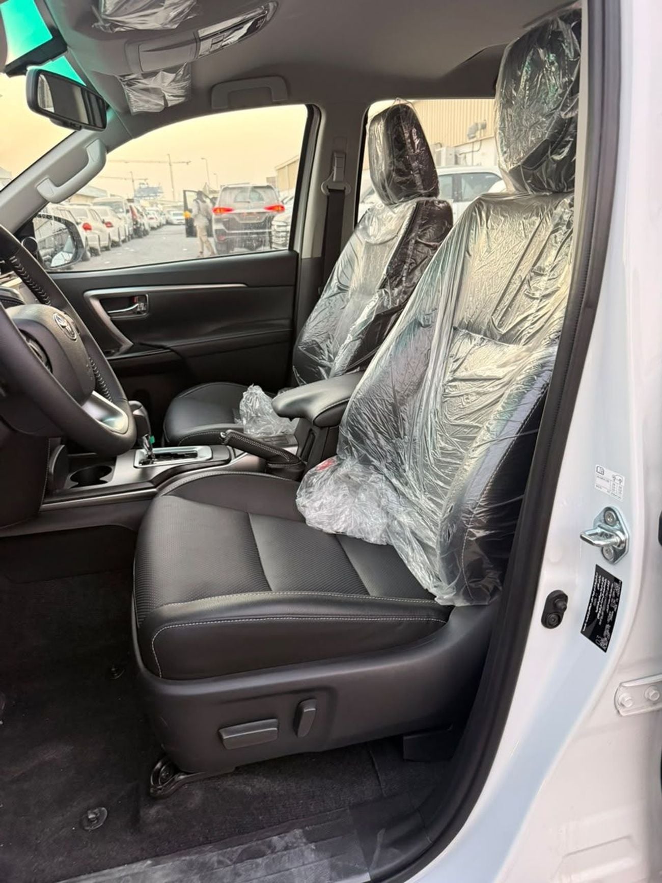 Toyota Fortuner SR5 2026 TOYOTA FORTUNER VX 4.0L V6 PETROL