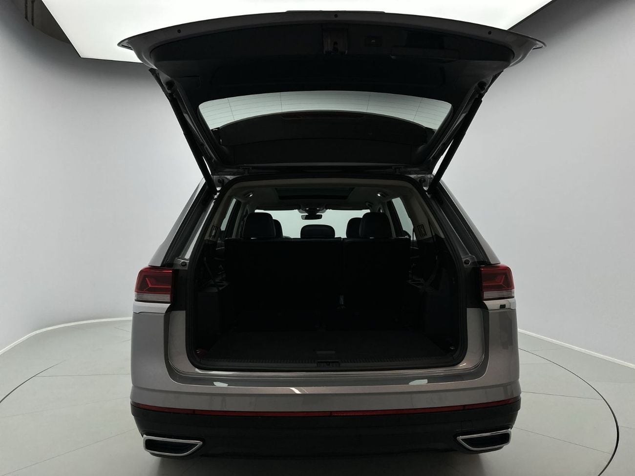 Volkswagen Teramont COMFORTLINE 2.0L (Facelift 2) | Panoramic Sunroof | Luxury Leather Seats | VW Certified