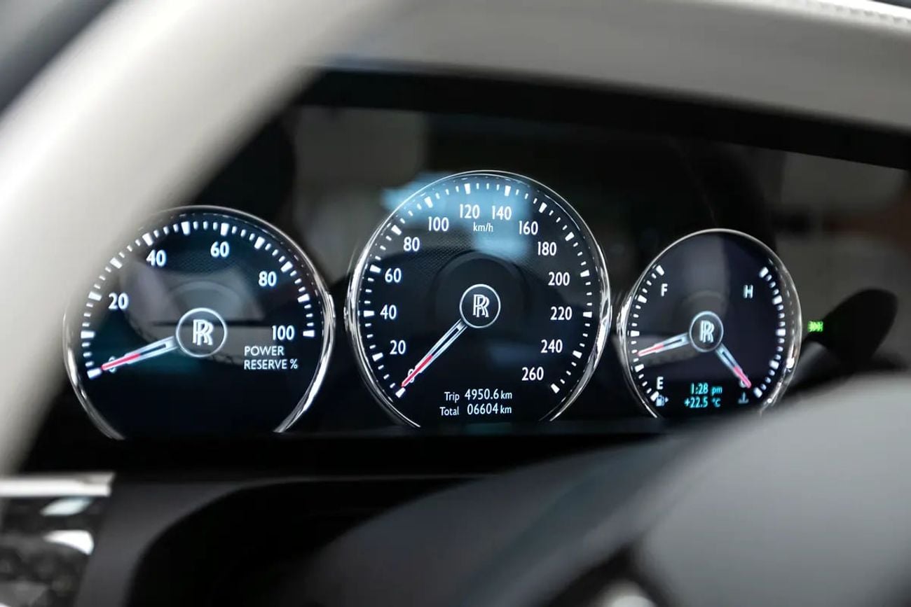 Rolls Royce Ghost BALCK BADGE | GCC | UNDER WARRANTY AND SERVICE CONTRACT