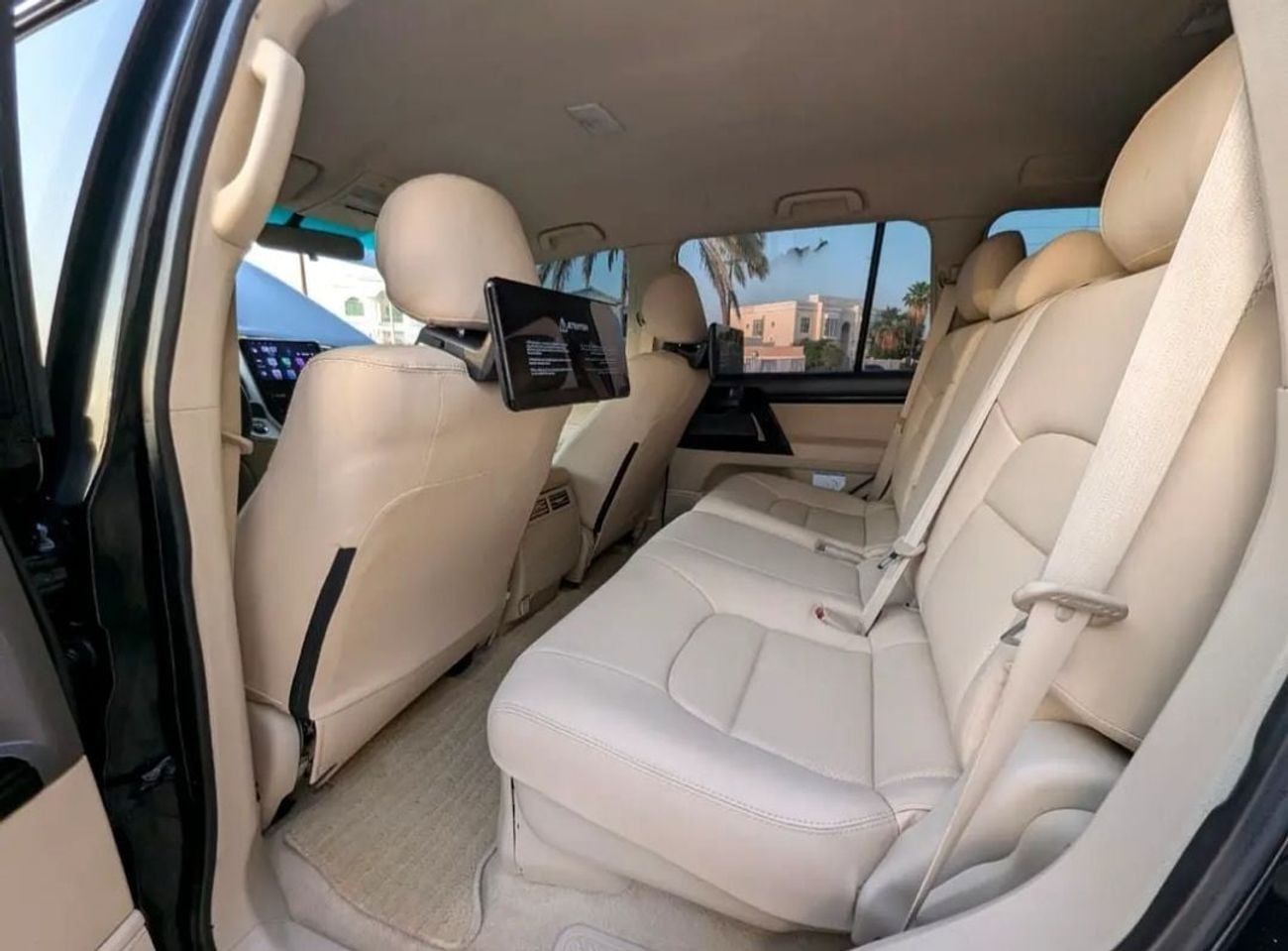Toyota Land Cruiser GXR Toyota landcruise 2020Model Facelifted 2025 4.0L V6 petrol Engine Colour Black push start Transm