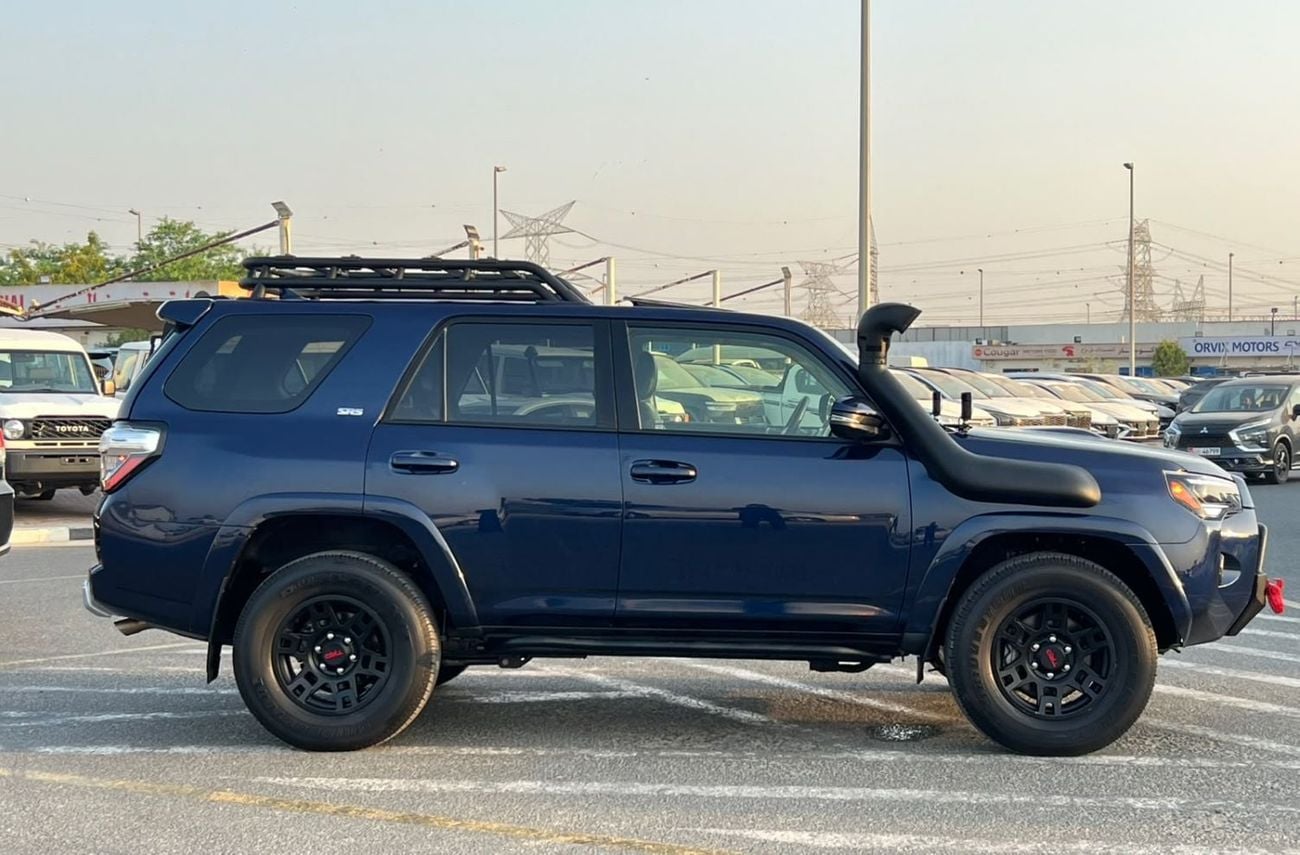Toyota 4Runner TRD Off-Road 2024 Model 4x4 , Sunroof and Original leather seats