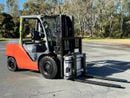 Toyota Fork lift Forklift TOYOTA 5 TON 3 STAGE DIESEL FORKLIFT TRUCK MODEL 8FD50N. (Export Only)