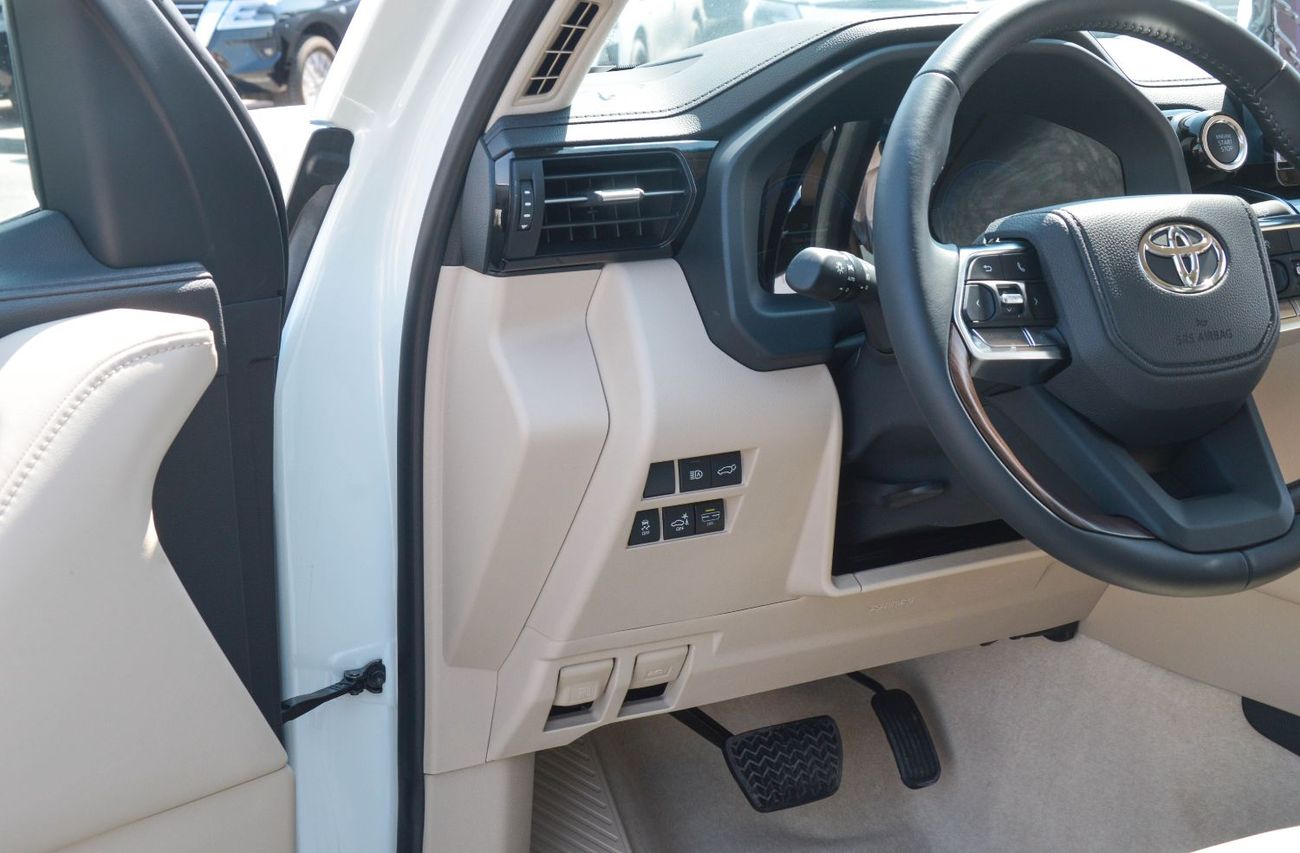 تويوتا لاند كروزر في إكس LAND CRUISER 4.0L 4WD PETROL SUV 2026