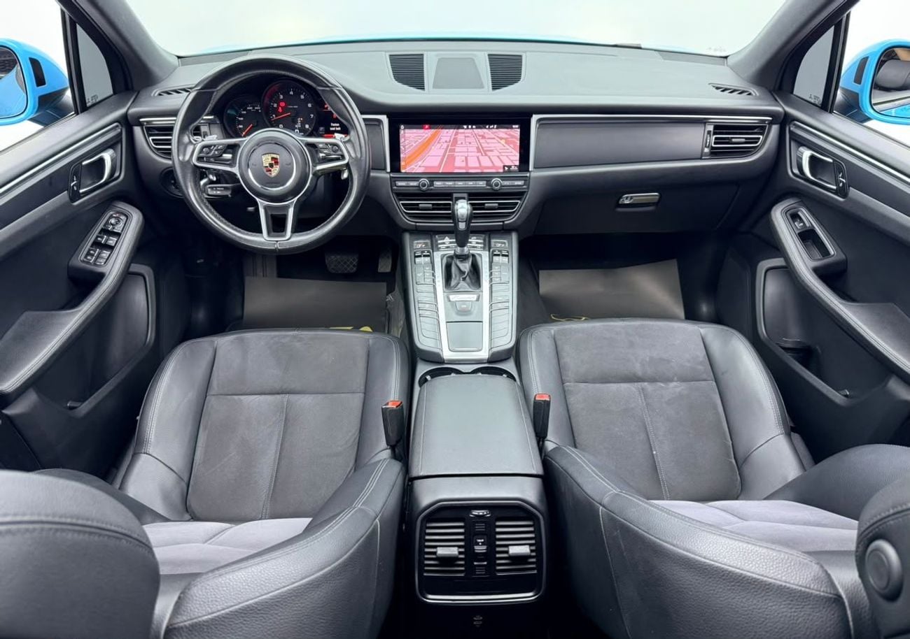 Porsche Macan STANDARD 2020 Porsche Macan, Warranty, Full Service History, Fully Loaded, Excellent Condition, GCC