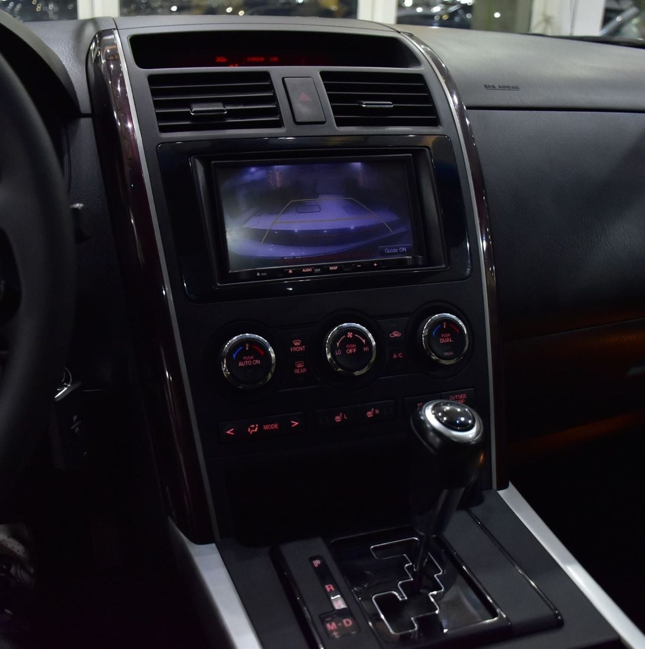 مازدا CX9 GTX LTD EXCELLENT DEAL for our Mazda CX-9 AWD ( 2014 Model ) in Silver Color GCC Specs
