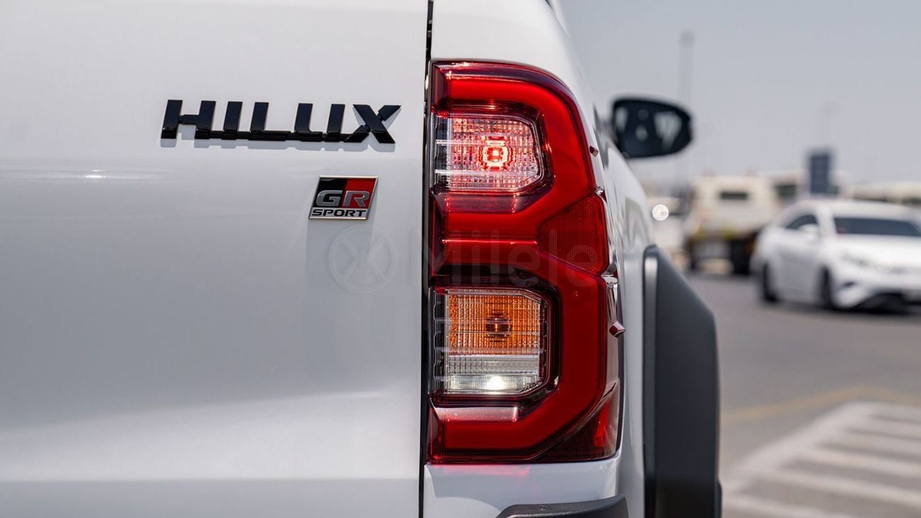 Toyota Hilux GR SPORT