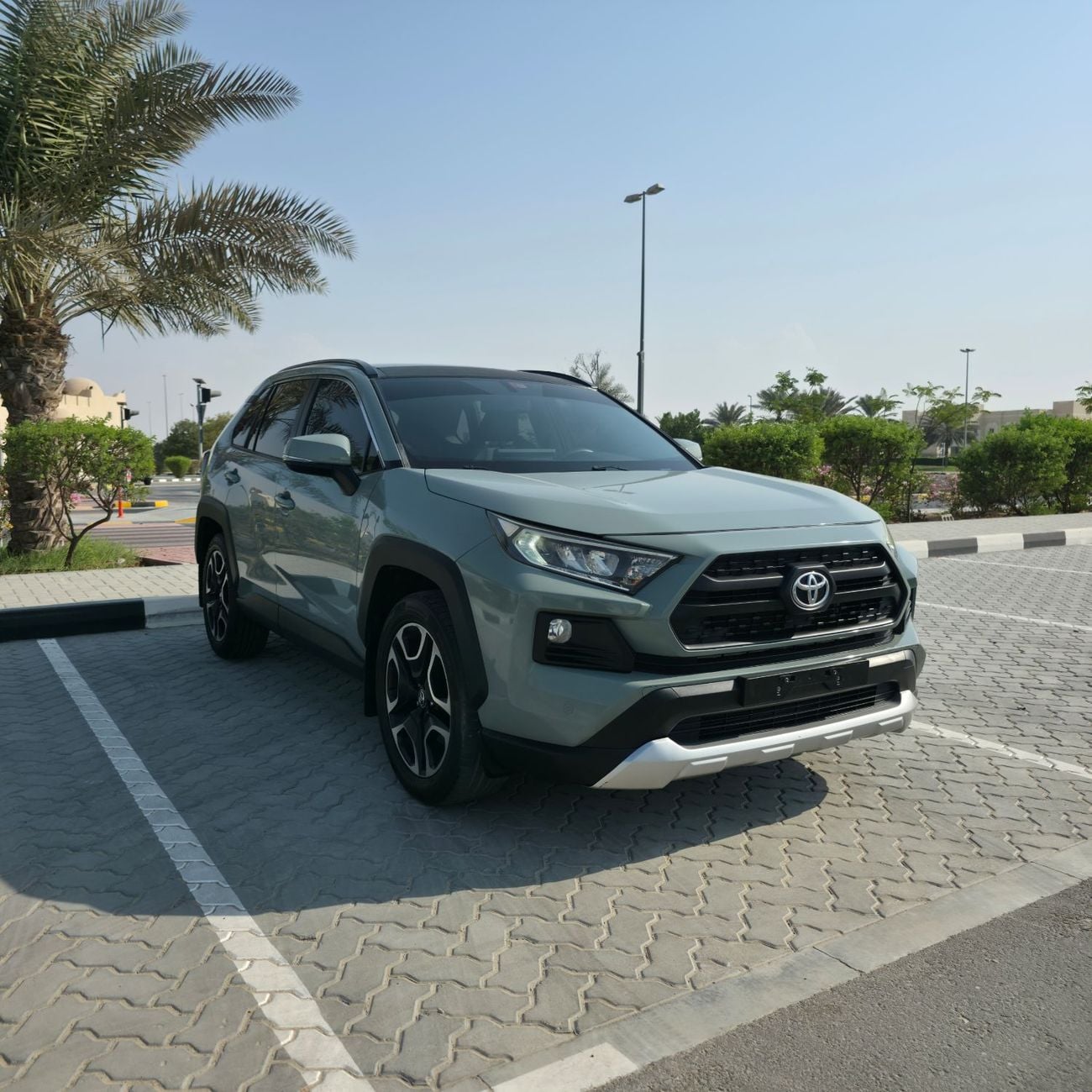 Toyota RAV4 ADVENTURE