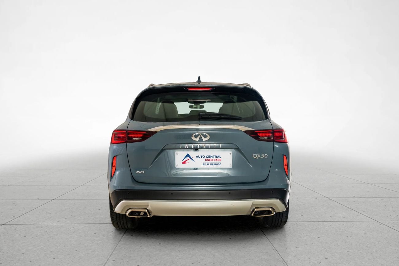 Infiniti QX50 LUXE 2.0