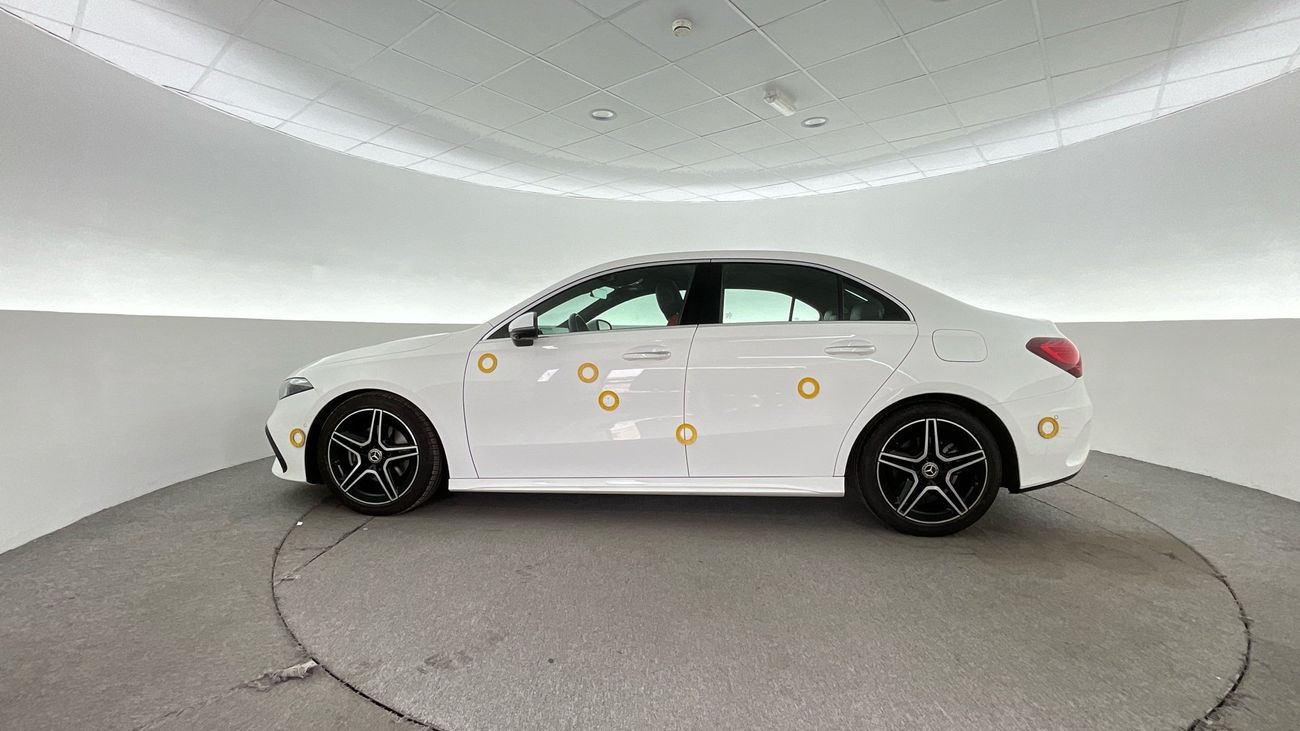 Mercedes Benz A200 STANDARD | Guaranteed Warranty | 0 Down Payment