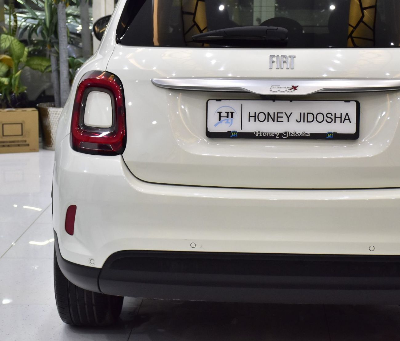 فيات 500X . EXCELLENT DEAL for our Fiat 500x ( 2023 Model ) in White Color GCC Specs