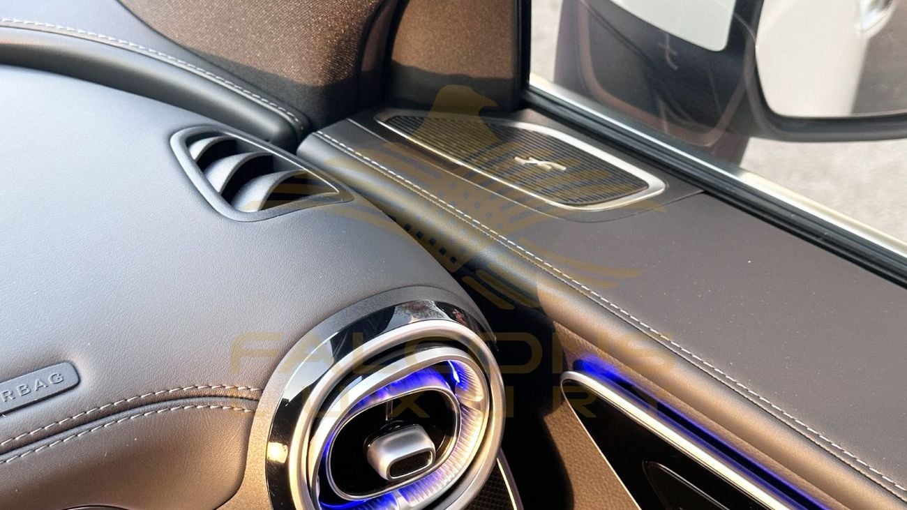 مرسيدس بنز GLC 300 4MATIC مرسيدس بنز GLC كوبيه GLC 300 موديل 2025 - المواصفات الكورية