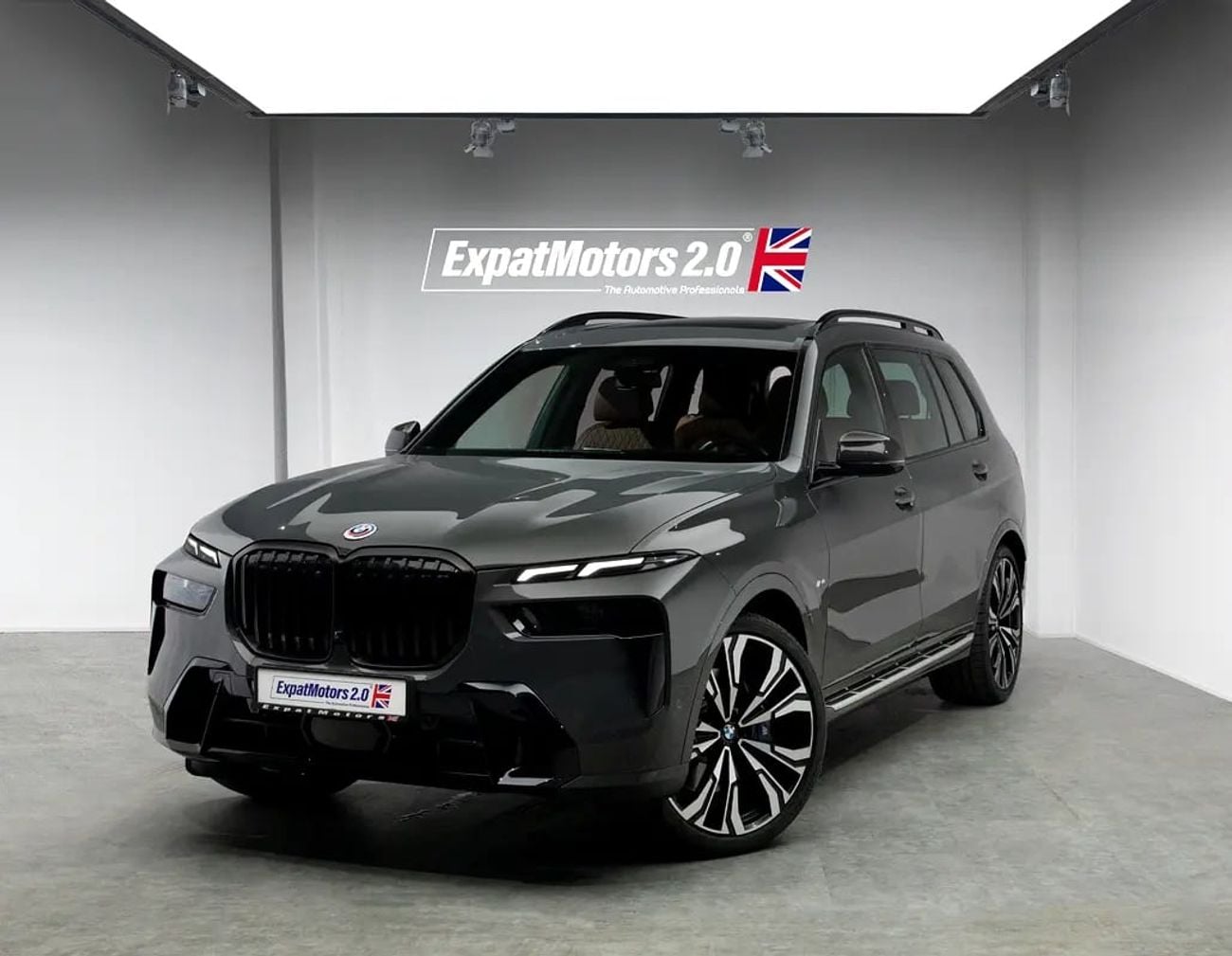 BMW X7 XDRIVE40I M SPORT Warranty + Service Package • Full Service History • GCC