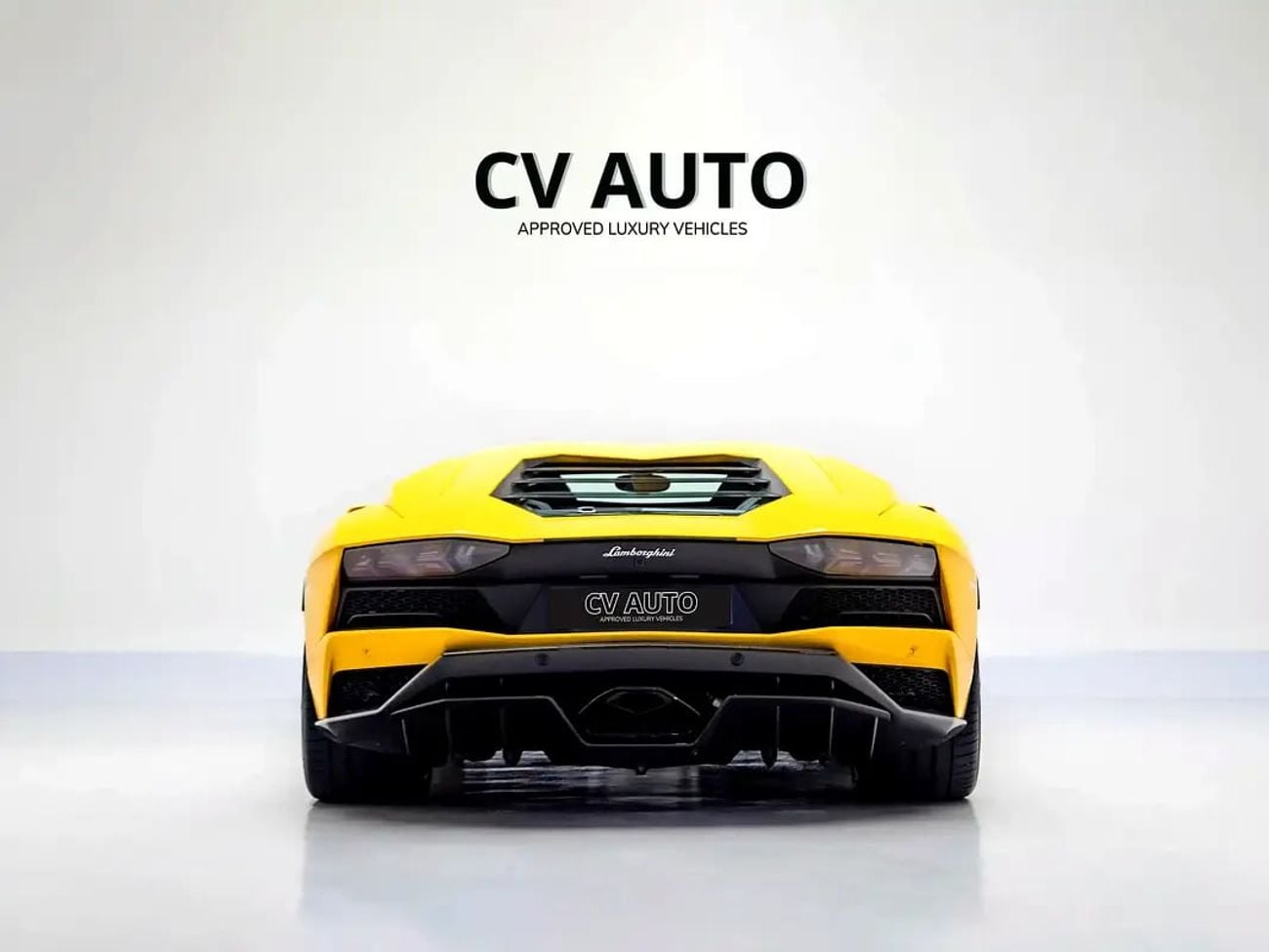 لامبورغيني أفينتادور European Spec | Pristine Condition