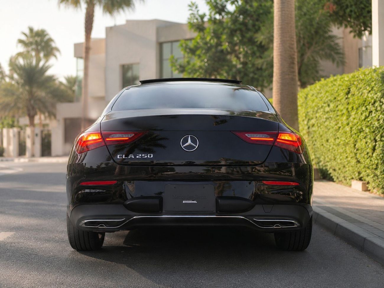 Mercedes Benz CLA250 PREMIUM