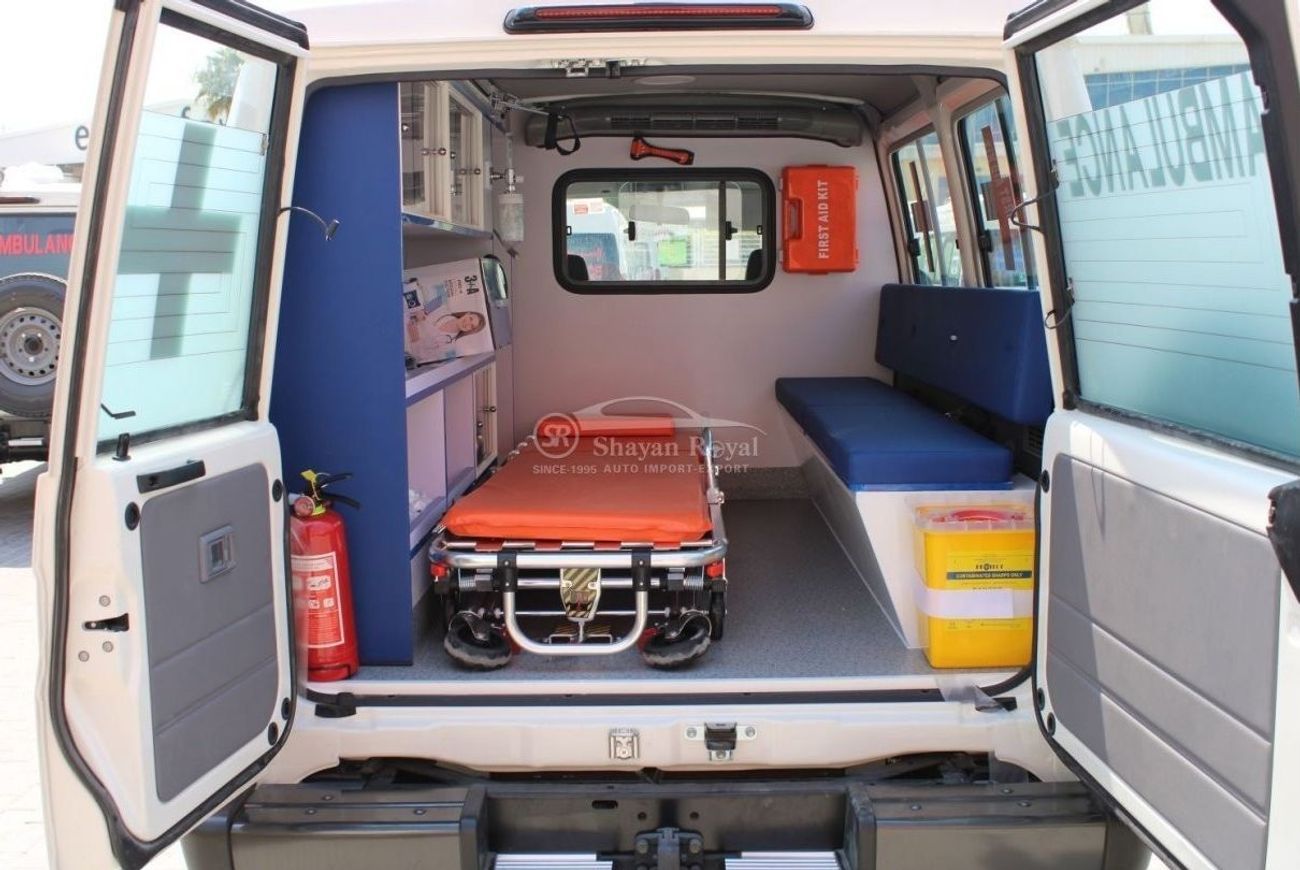 Toyota Land Cruiser LC78 4.2L LHD LC78 AMBULANCE 4.2L DSL V6 4WD 3DR MT 2025MY | FOR EXPORT
