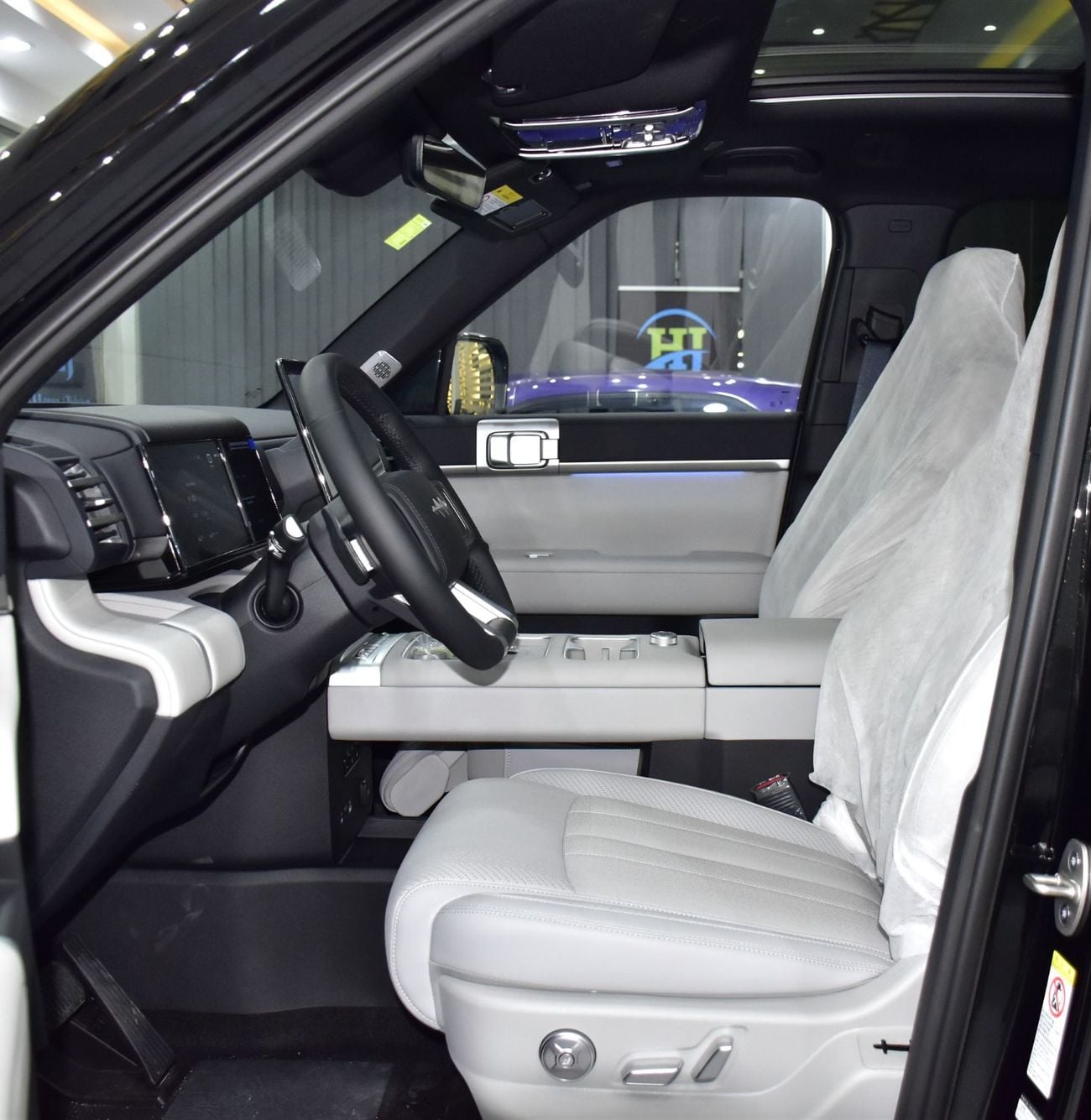 BYD Ti 7 EXCELLENT DEAL for our BYD Ti 7 ( 2026 Model ) in Black Color Chinese Specs