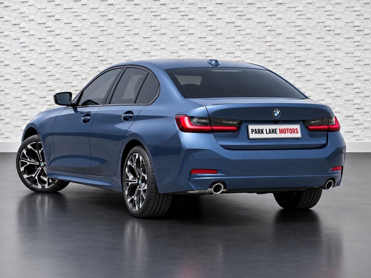 BMW 330i LUXURY M SPORT