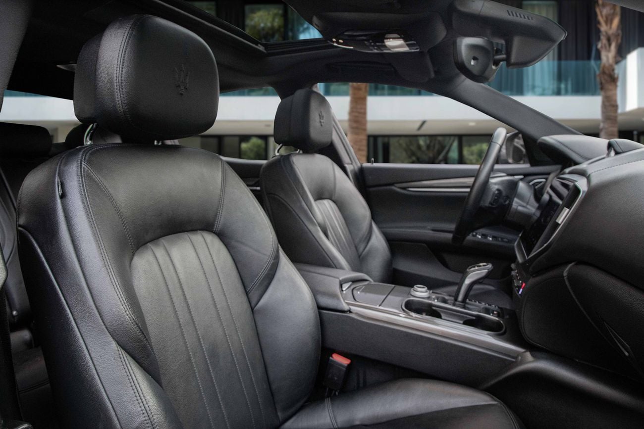 مازيراتي جيبلي GT Hybrid | 2,546 P.M | 0% Downpayment | Under Warranty!