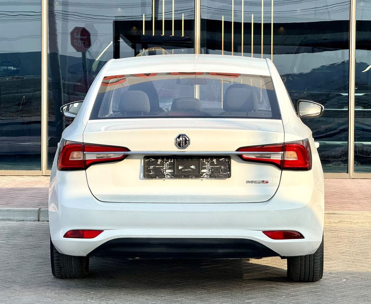 MG 5 COMFORT MG 5 Comfort 2023 GCC Specs -395-Monthly l Camera, GPS l Accident Free