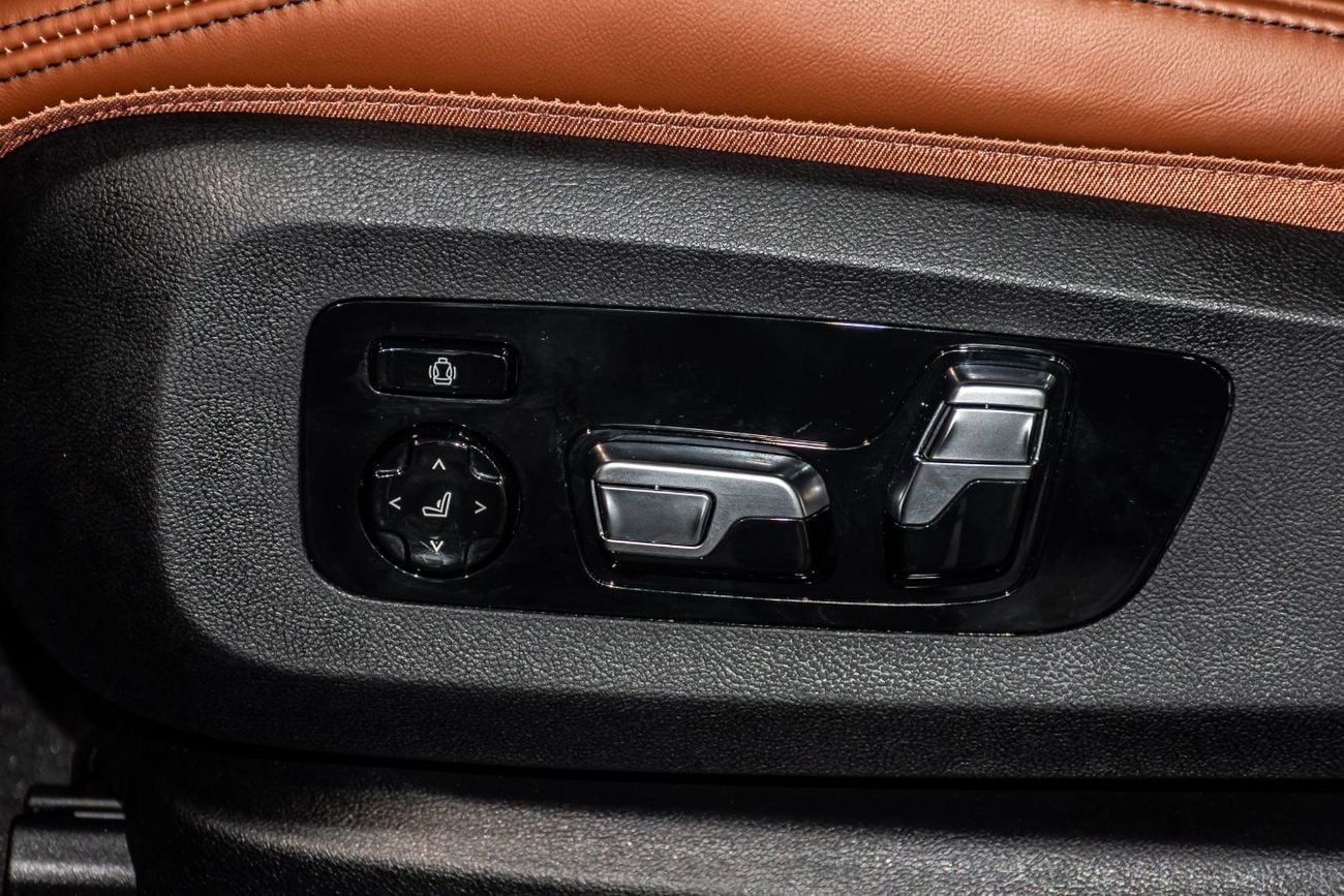 BMW X5 M60i LUXURY