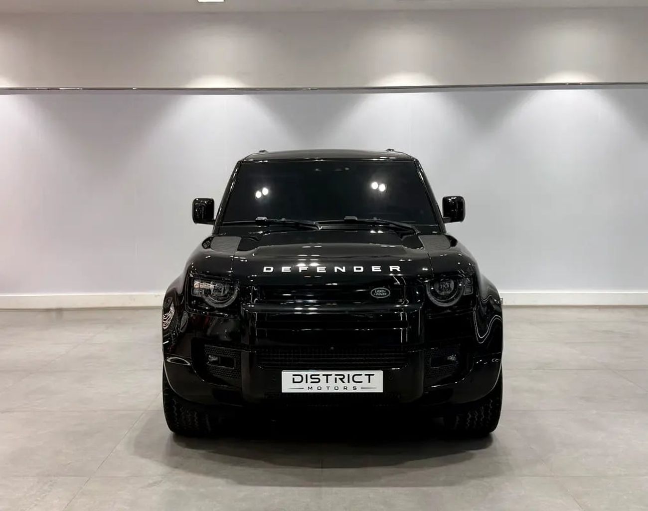 Land Rover Defender 110 SE P300 GCC Specs