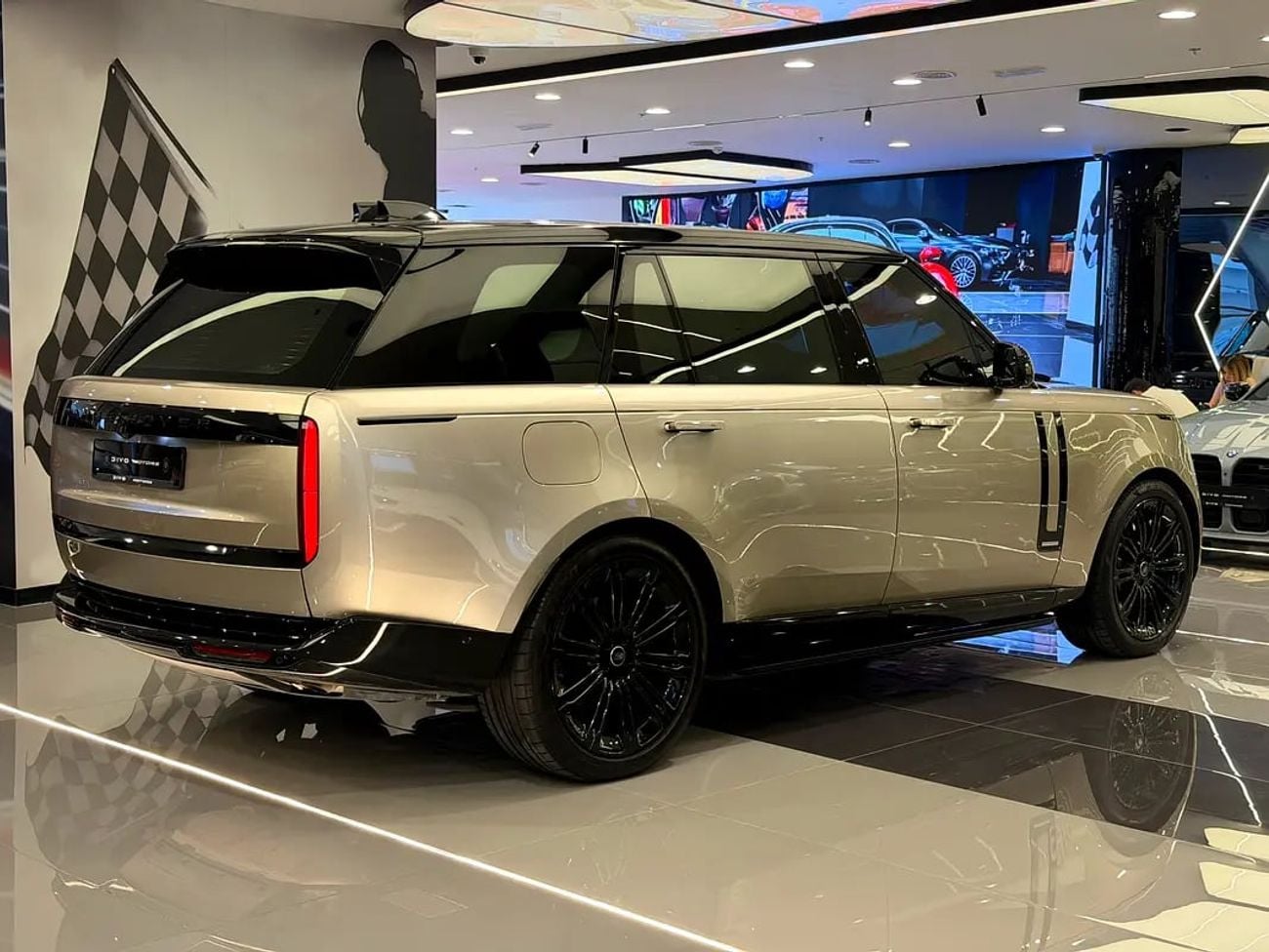 Land Rover Range Rover AUTOBIOGRAPHY P530 LWB — Korean Specs